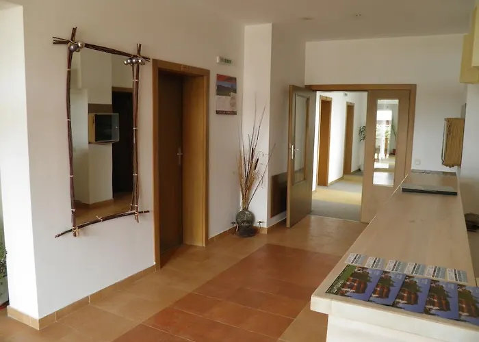 припеците Хотел 3*