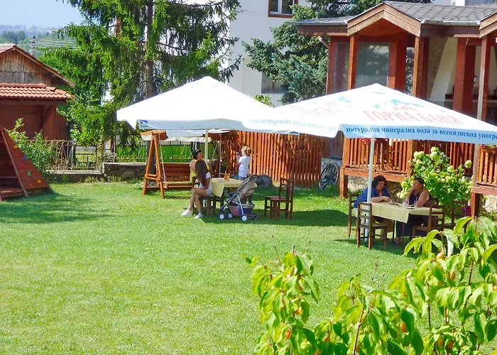 припеците Хотел 3*